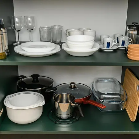 Bellatrix With Parking-tractoru Coresi Брашов